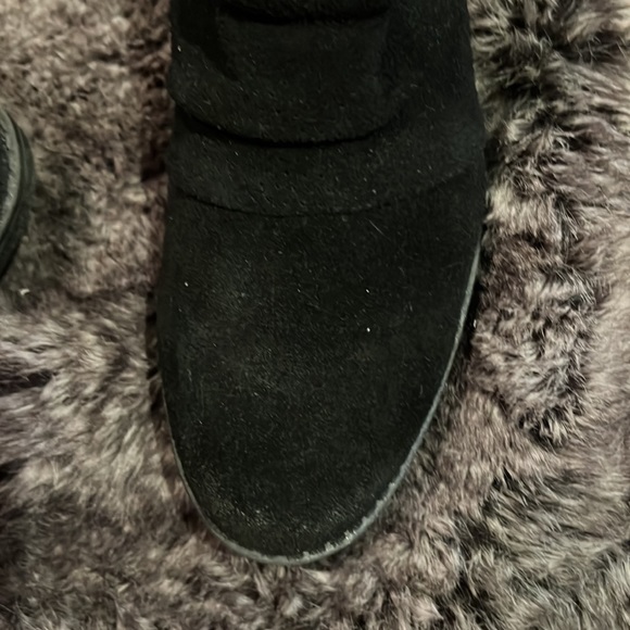Earth Origina Cute black suede booties - Picture 4 of 4